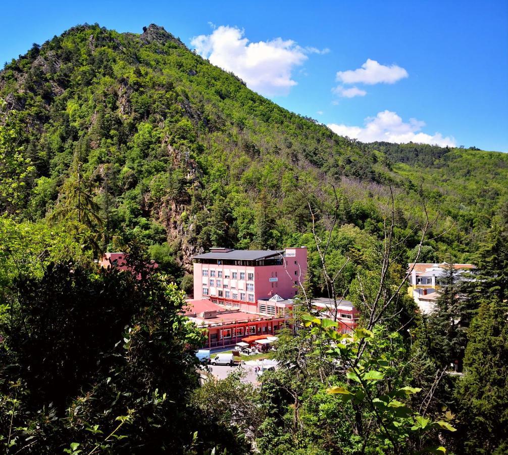 Hotel Les Sources Vernet-les-Bains Exterior foto