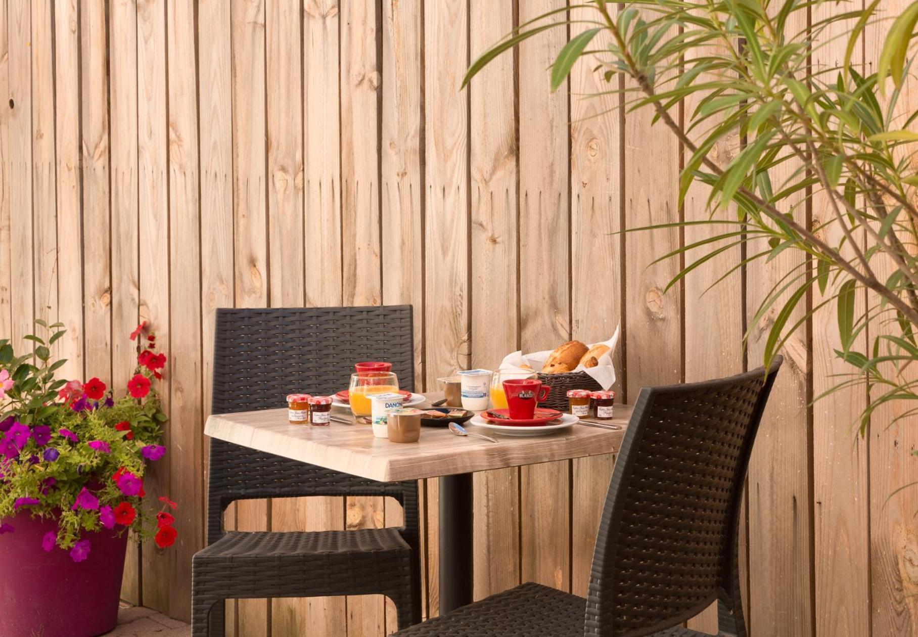 Hotel Les Sources Vernet-les-Bains Exterior foto